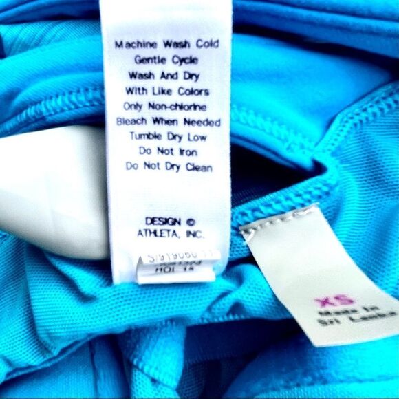 Athleta Stride Crunch and Punch Bra Tank (Blue) - Picture 11 of 11